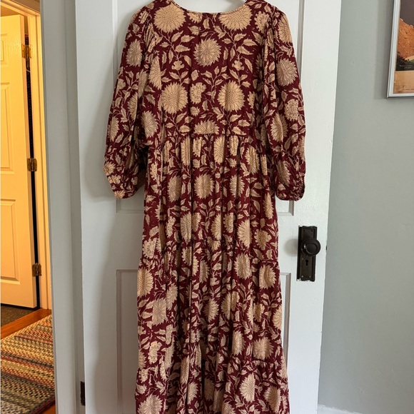 River Goddess Neera Midi dress, burgundy sunflower, size M/L - Picture 4 of 4